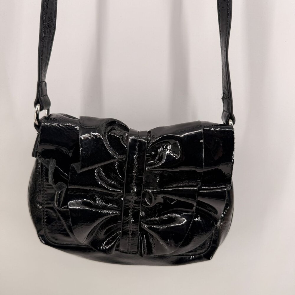ELLE black crossbody prominent bow